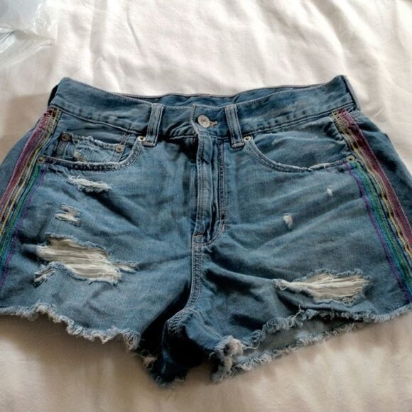 American Eagle Outfitters Pants - AMERICAN EAGLE distressed high-rise jeans shorts size 6